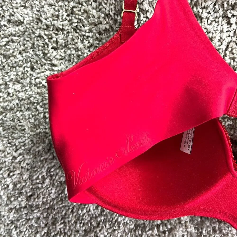 Victoria’s Secret Bra‎ Women’s 34D Incredible Red Lined Demi